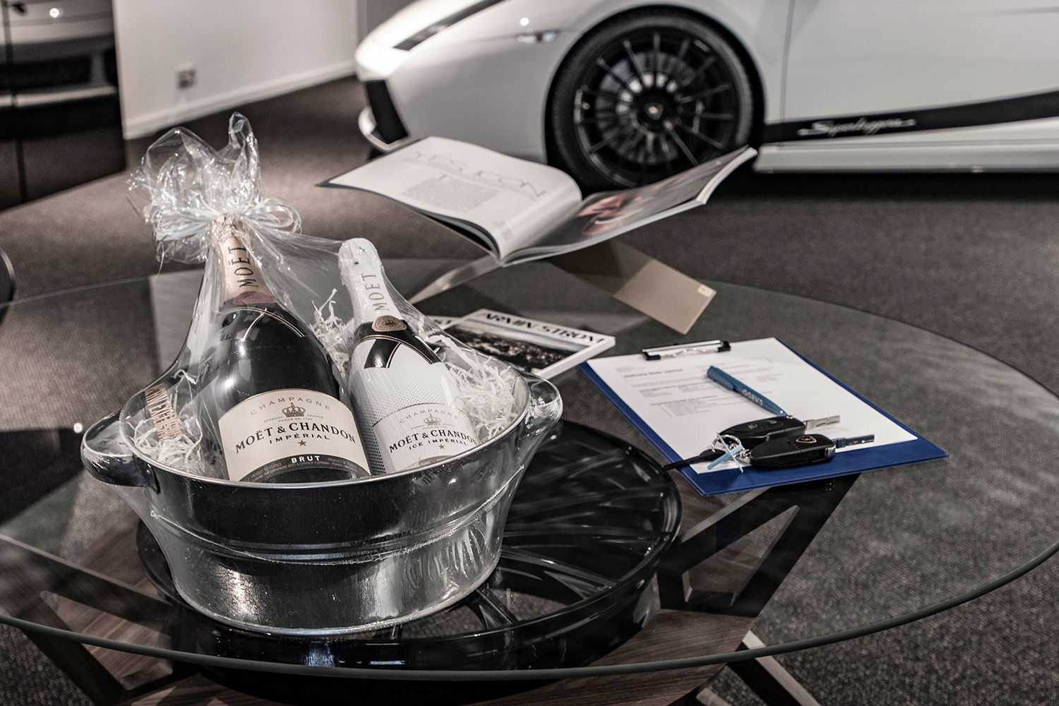 HW Exclusive service